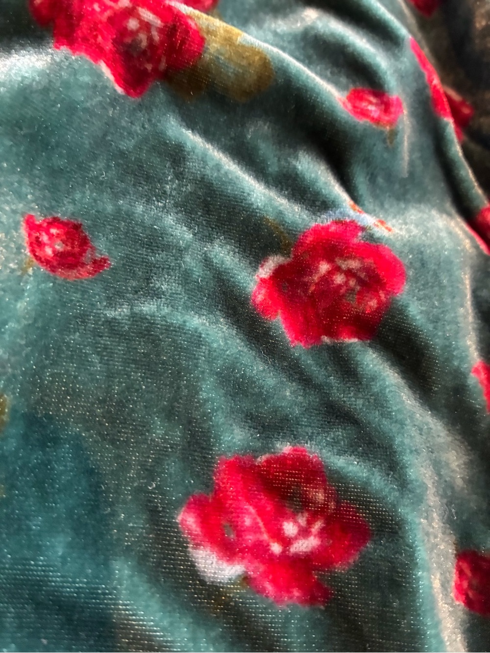 LOFT Teal Velvet Halter Tank with Red Rose Print NWT - Picture 6 of 13